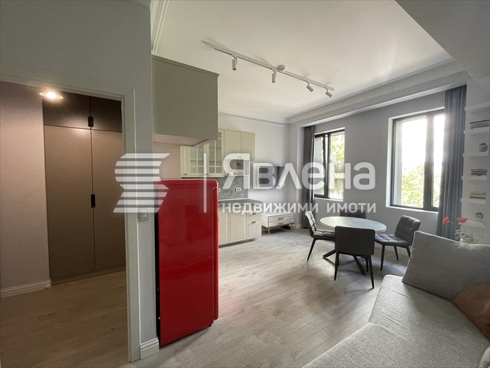 De inchiriat  1 dormitor Plovdiv , Țentâr , 60 mp | 51279036 - imagine [4]