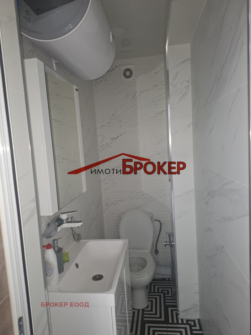 Дава под наем ПРОМ. ПОМЕЩЕНИЕ, гр. Сливен, Клуцохор, снимка 11 - Производствени сгради - 53034261