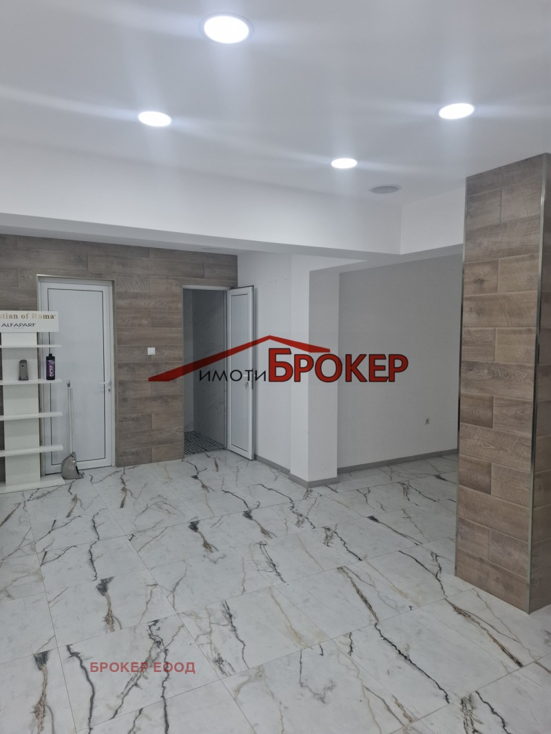 Дава под наем ПРОМ. ПОМЕЩЕНИЕ, гр. Сливен, Клуцохор, снимка 13 - Производствени сгради - 53034261