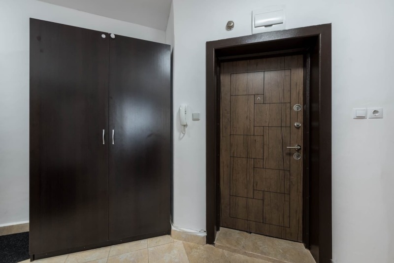 Дава под наем  3-стаен град Варна , Център , 80 кв.м | 62420702 - изображение [11]