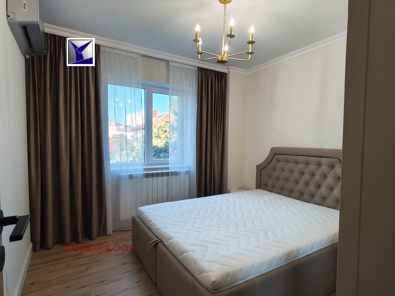 Дава под наем  3-стаен град Русе , Център , 100 кв.м | 34151696 - изображение [12]