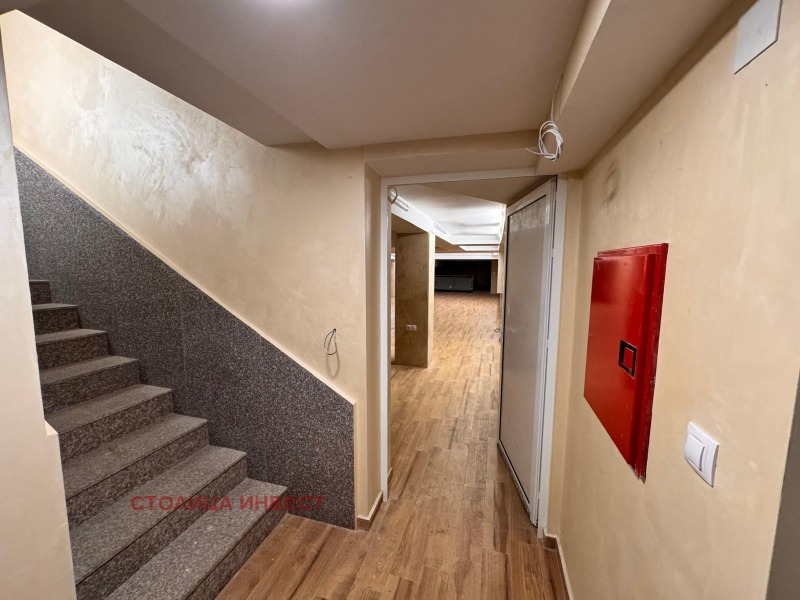 Дава под наем БИЗНЕС ИМОТ, гр. Русе, Център, снимка 10 - Други - 49712380