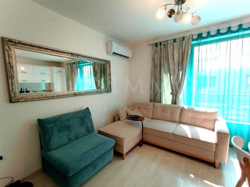 De inchiriat  1 dormitor Burgas , Țentâr , 60 mp | 33559986 - imagine [3]