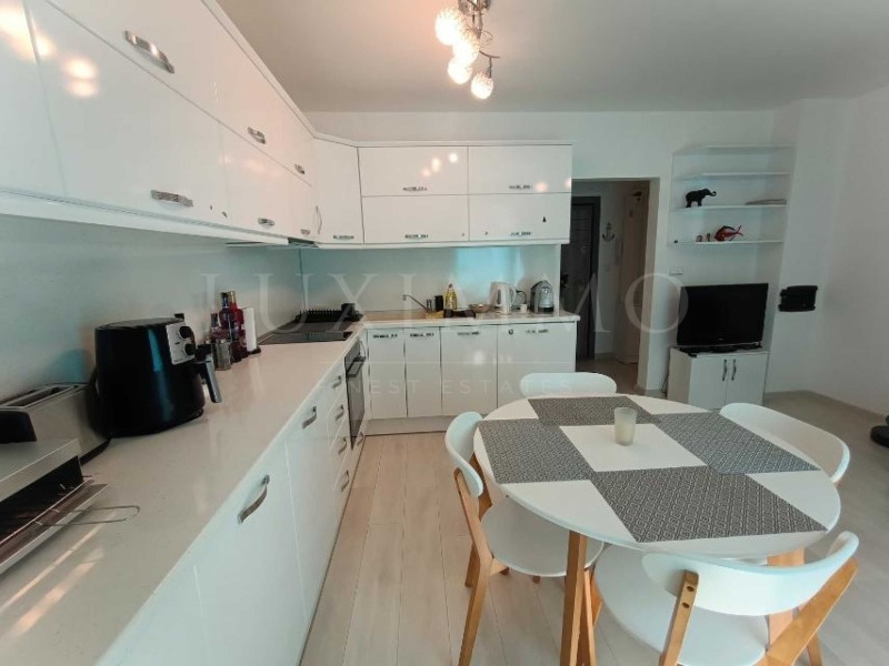 K pronájmu  1 ložnice Burgas , Centar , 60 m2 | 33559986 - obraz [4]