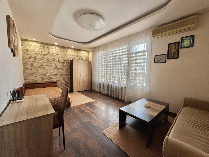 Дава под наем 3-СТАЕН, гр. София, Хиподрума, снимка 4 - Апартаменти - 53135982