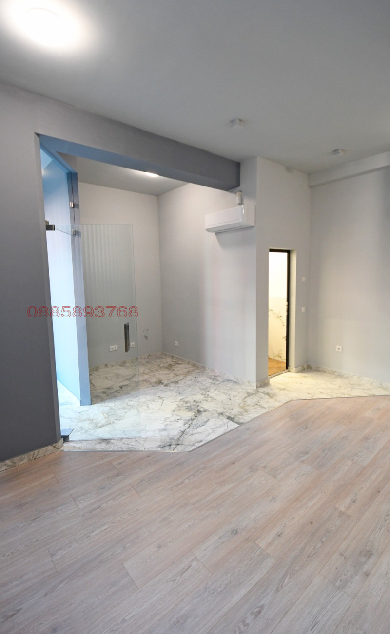Vuokrattavana  Toimisto Sofia , Krastova vada , 38 neliömetriä | 82431936 - kuva [12]