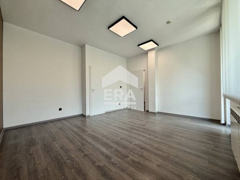 Te huur  Kantoor Sofia , Lozenets , 89 m² | 37823869 - afbeelding [4]