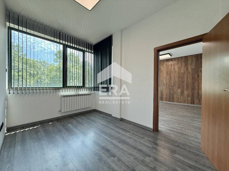 Te huur  Kantoor Sofia , Lozenets , 89 m² | 37823869 - afbeelding [10]