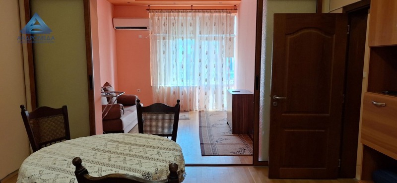 Дава под наем  2-стаен град Плевен , Идеален център , 66 кв.м | 46529456 - изображение [4]