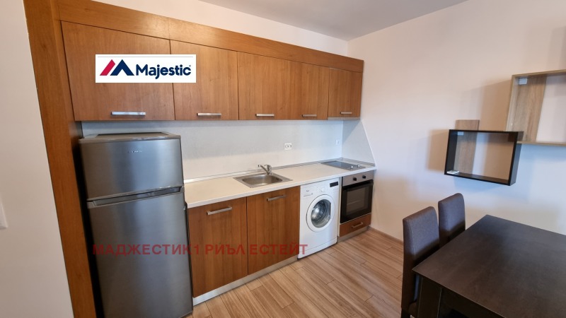 Издаје се  1 спаваћа соба Софија , Сухата река , 67 м2 | 32536283