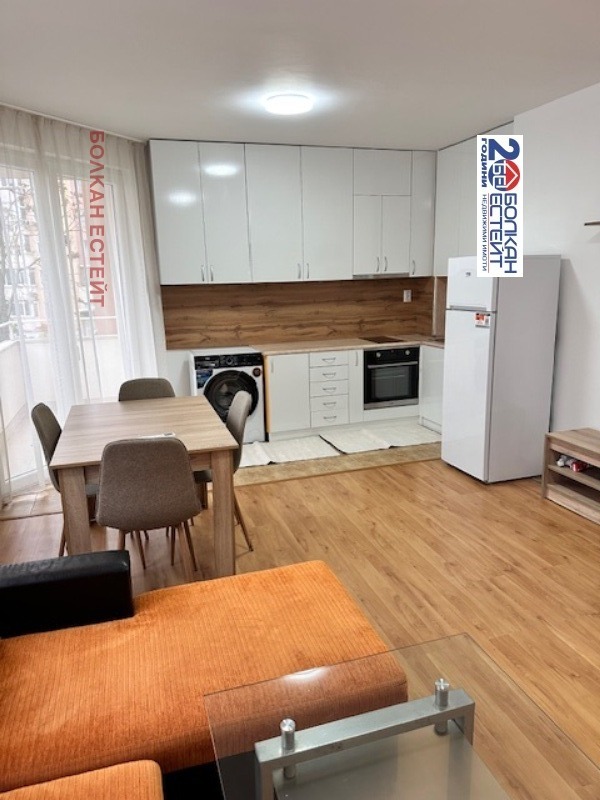 Под наем 2-СТАЕН, град Велико Търново, Център • 360 € / 704.10 лв. • 93159378 1