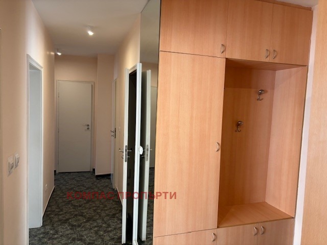 För uthyrning  2 sovrum Sofia , Hladilnika , 120 kvm | 35164117 - bild [3]