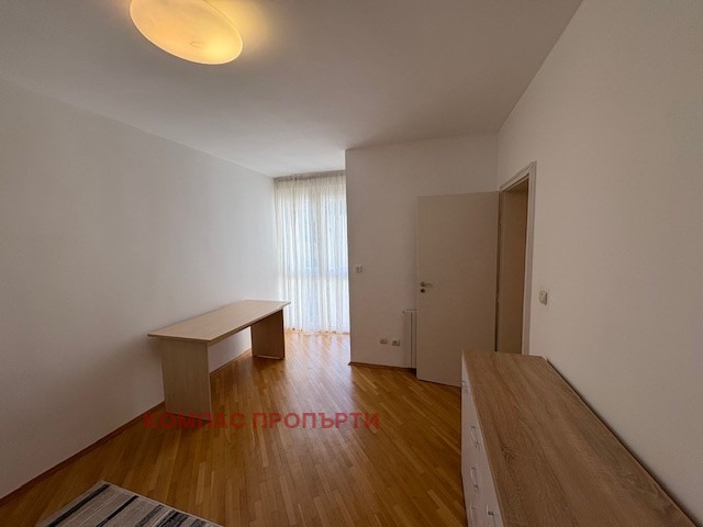 För uthyrning  2 sovrum Sofia , Hladilnika , 120 kvm | 35164117 - bild [9]