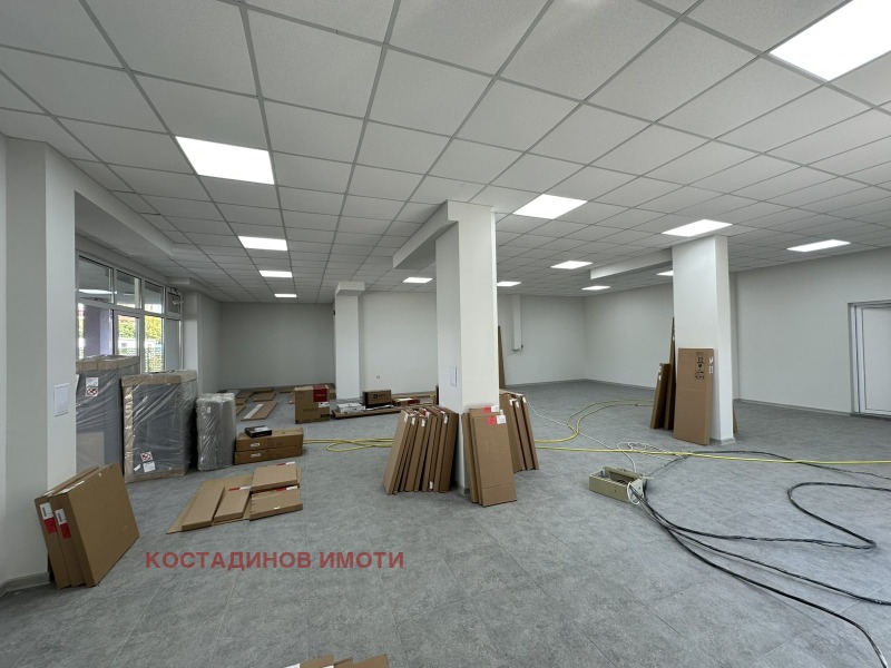 Vuokrattavana  Myymälä Plovdiv , Hristo Smirnenski , 150 neliömetriä | 97894757 - kuva [3]