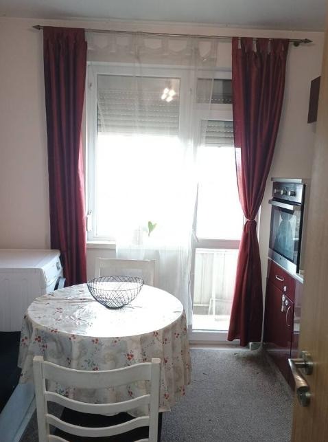 Para alugar  1 quarto Plovdiv , Hristo Smirnenski , 64 m² | 87334046 - imagem [2]