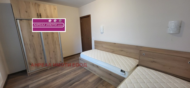 K pronájmu  2 ložnice Sofia , Banišora , 86 m2 | 59035093 - obraz [8]