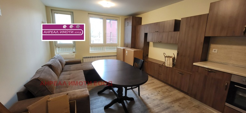 K pronájmu  2 ložnice Sofia , Banišora , 86 m2 | 59035093 - obraz [2]