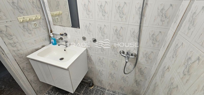 Дава под наем 3-СТАЕН, гр. Пловдив, Кършияка, снимка 10 - Апартаменти - 53187820