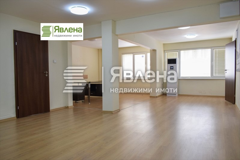 En renta  Oficina Sofia , Tsentar , 139 metros cuadrados | 12736272