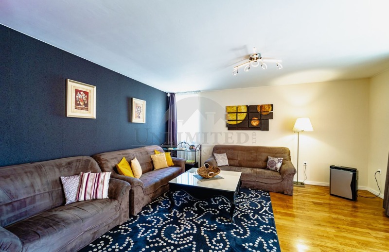 Te huur  3+ slaapkamer Sofia , Manastirski livadi , 240 m² | 94240168