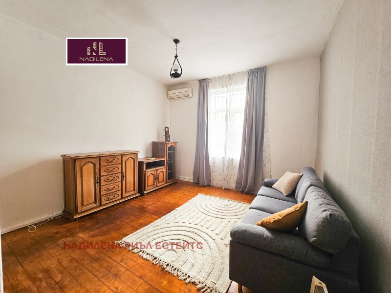 Дава под наем ОФИС, гр. София, Център