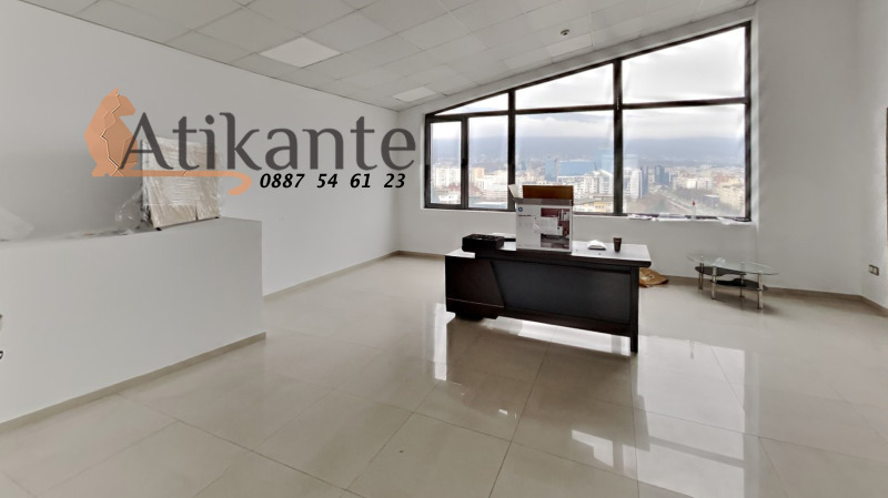 Дава под Наем ОФИС в град София, Гоце Делчев - 411 кв.м / 4 110 € » 8 038.46 лв., АТИКАНТЕ ЕСТЕЙТС