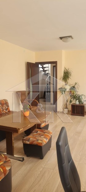 Maisonette Tsentralna poshta, Varna 1