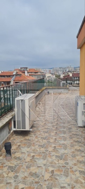 Maisonette Tsentralna poshta, Varna 15