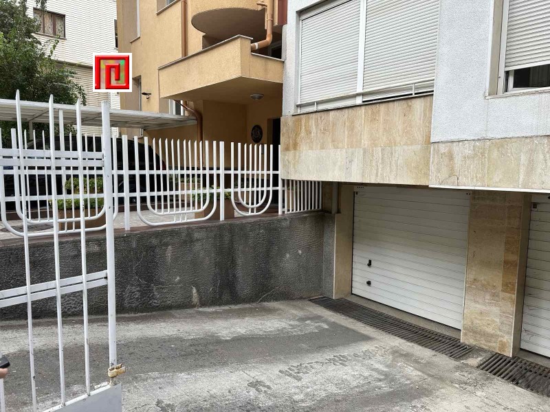 For Rent  Garage Sofia , Iztok , 22 sq.m | 28174980
