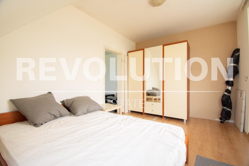 K pronájmu  1 ložnice Sofia , Mladost 4 , 65 m2 | 60972168