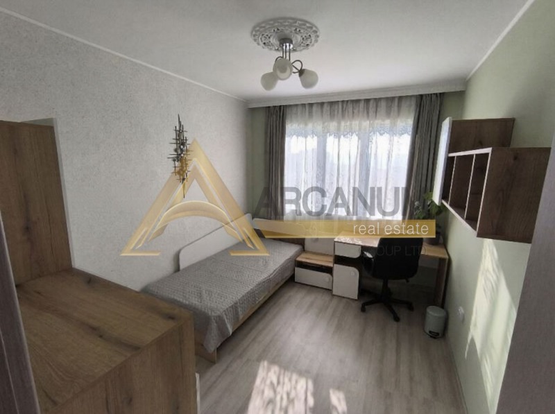 Дава под наем 4-СТАЕН, гр. Варна, Автогара, снимка 10 - Апартаменти - 53239740