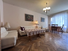 1 chambre Slatina, Sofia