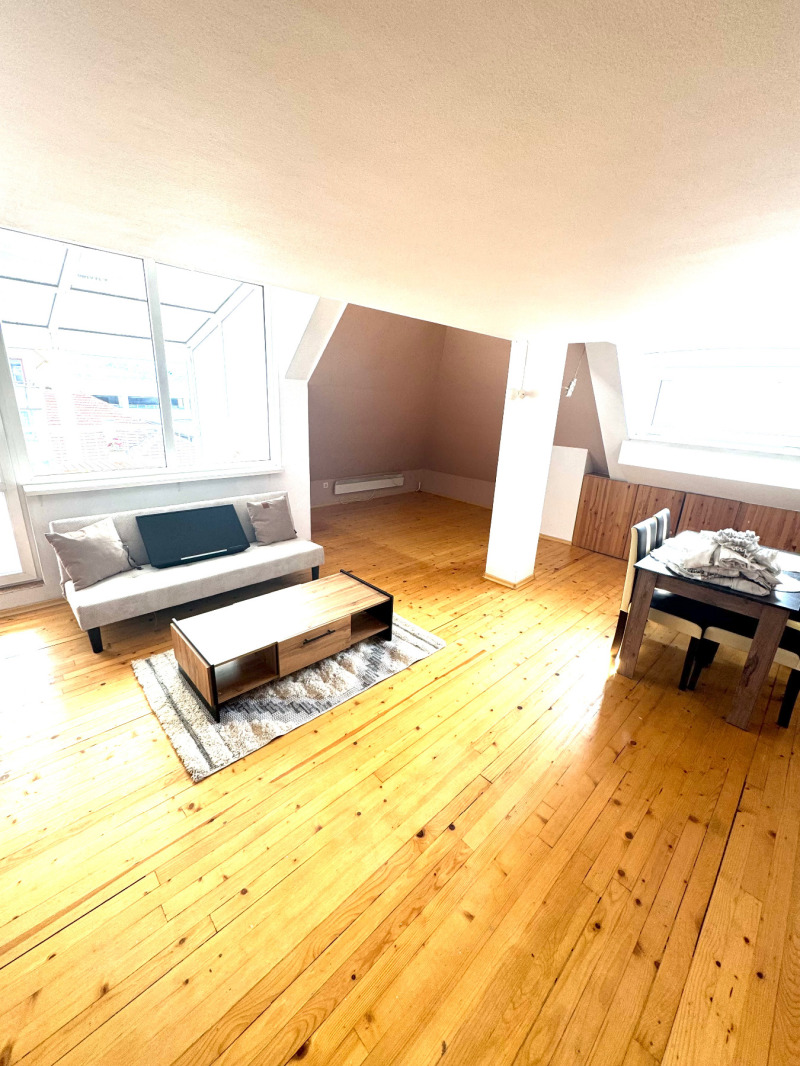 För uthyrning  1 sovrum Sofia , Oboristje , 120 kvm | 27343279 - bild [3]