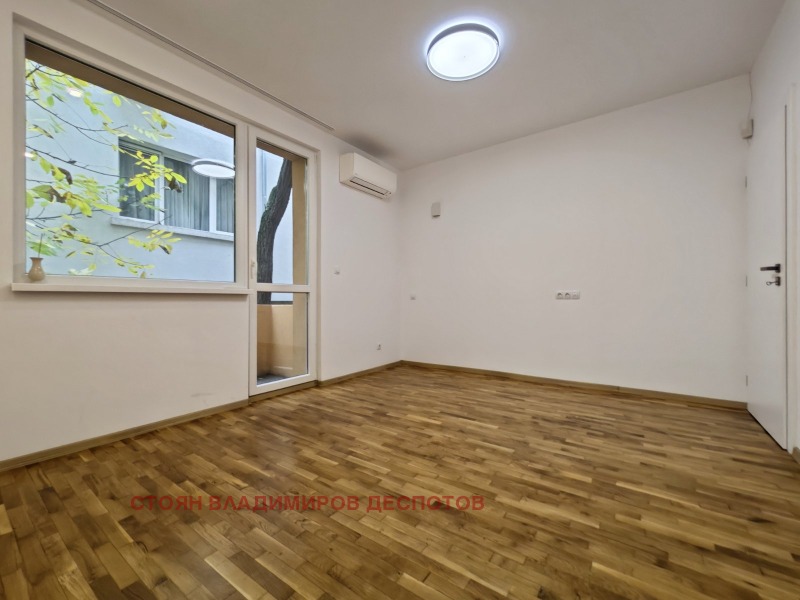 Дава под наем 3-СТАЕН, гр. София, Лозенец, снимка 11 - Апартаменти - 52401853