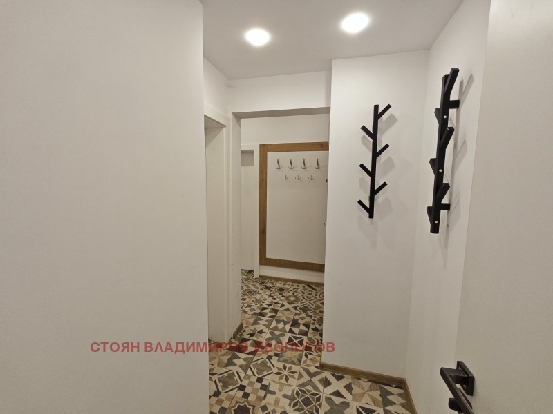 Дава под наем 3-СТАЕН, гр. София, Лозенец, снимка 3 - Апартаменти - 52401853