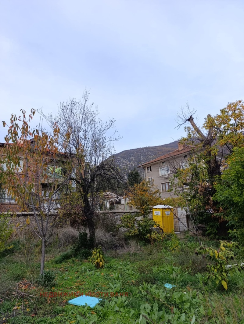 Дава под наем КЪЩА, гр. Карлово, област Пловдив, снимка 9 - Къщи - 53293906