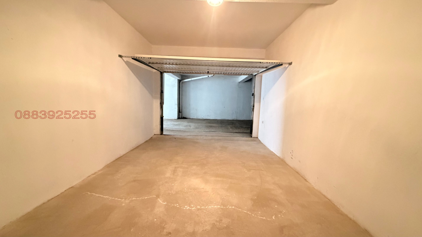 Дава под наем ГАРАЖ, ПАРКОМЯСТО, гр. Търговище, Център, снимка 3 - Гаражи и паркоместа - 53746384