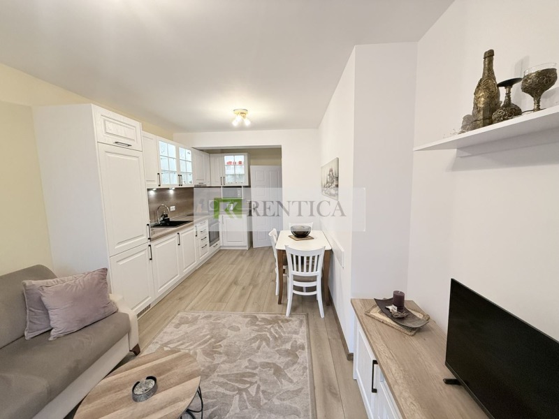 K pronájmu  1 ložnice Varna , Centar , 65 m2 | 57922996 - obraz [7]