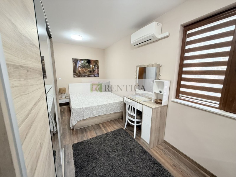 K pronájmu  1 ložnice Varna , Centar , 65 m2 | 57922996 - obraz [9]