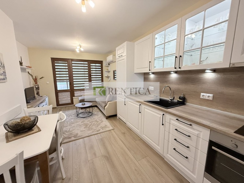 K pronájmu  1 ložnice Varna , Centar , 65 m2 | 57922996 - obraz [4]