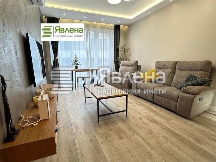 Дава под наем  2-стаен град София , Център , 70 кв.м | 50428438