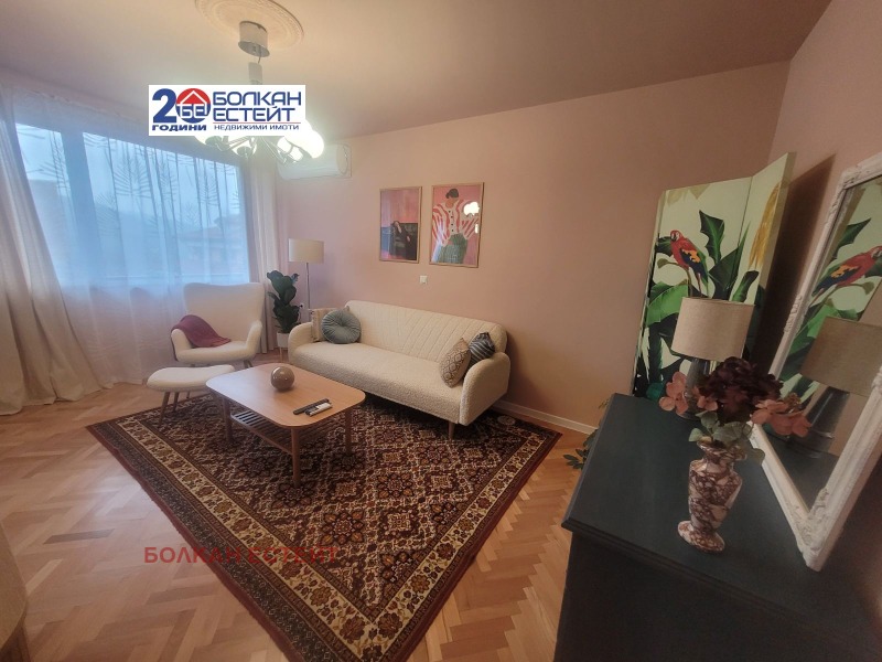 Дава под наем 4-СТАЕН, гр. Велико Търново, Център