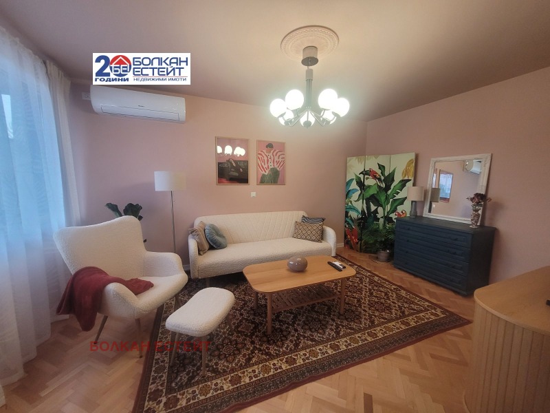 Дава под наем 4-СТАЕН, гр. Велико Търново, Център, снимка 8 - Апартаменти - 52881953