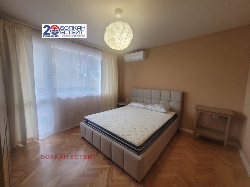 Дава под наем 4-СТАЕН, гр. Велико Търново, Център, снимка 9 - Апартаменти - 52881953