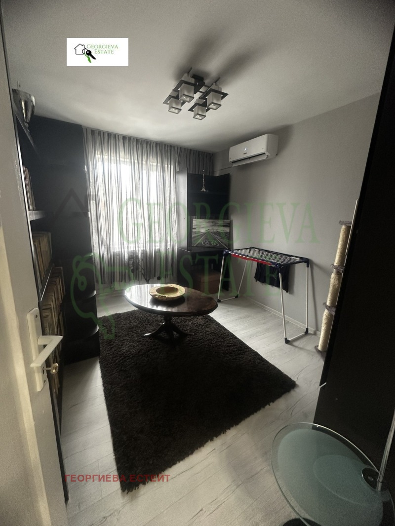 Издаје се  Кућа регион Софиа , Столник , 100 м2 | 84973451 - слика [13]