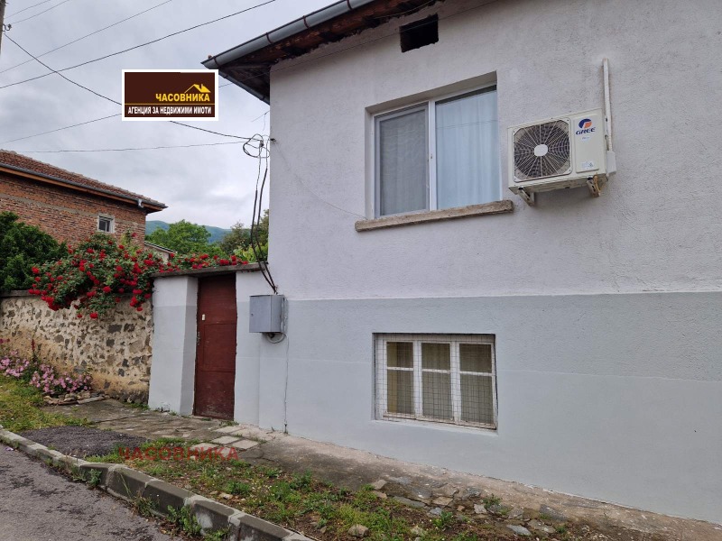 Kiadó  Ház régió Pazardzhik , Patalenica , 165 négyzetméter | 68772196