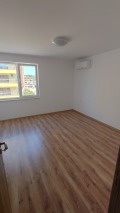 Под наем ОФИС, град Варна, Победа • 653 € • 55647831 — Holmes.bg