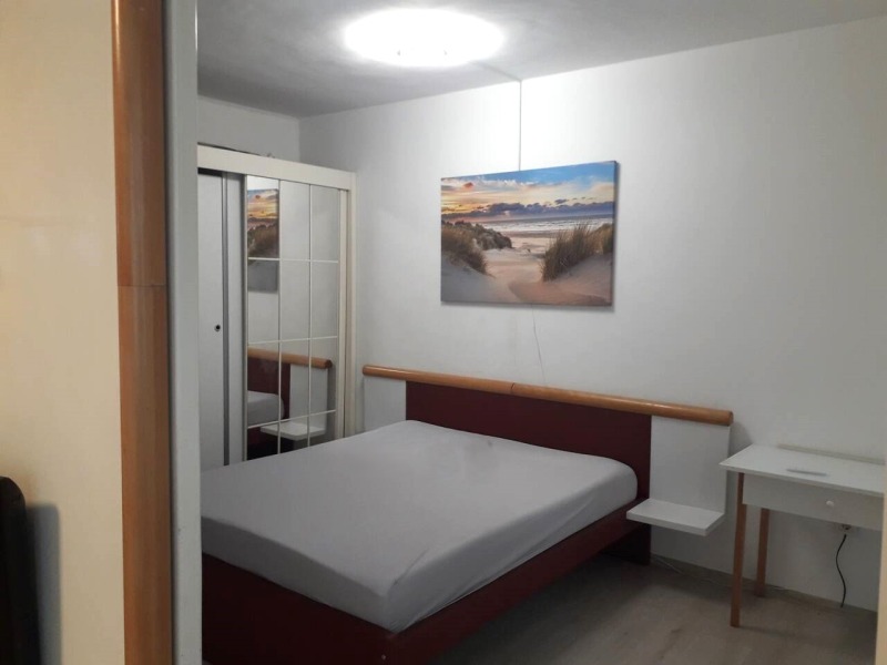Zu vermieten  2 Schlafzimmer Plowdiw , Kjutschuk Parisch , 86 qm | 62745710 - Bild [5]