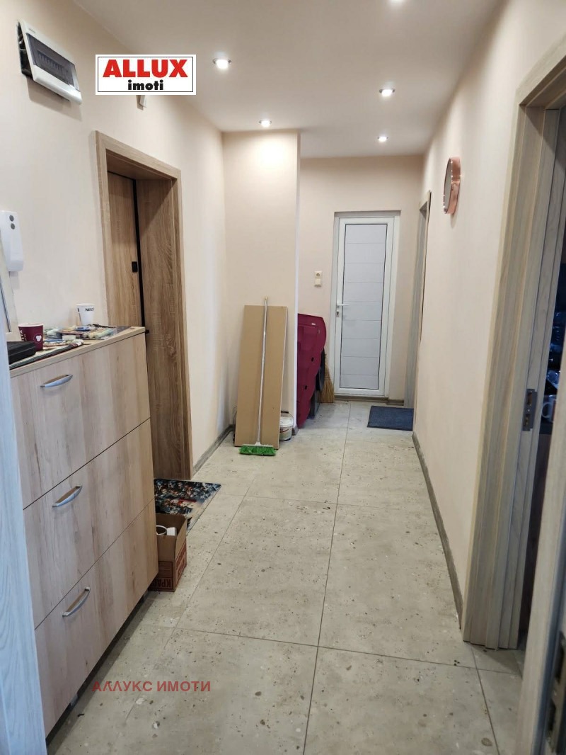 Дава под наем 3-СТАЕН, гр. Русе, Алеи Възраждане, снимка 8 - Апартаменти - 53168866