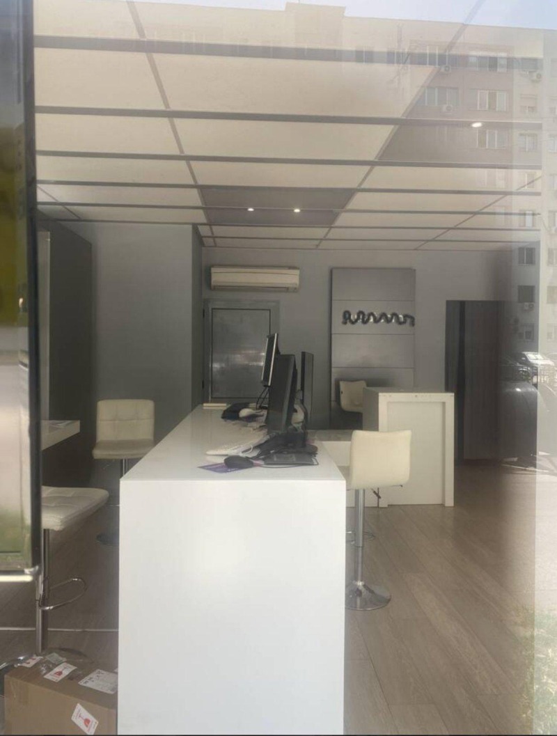 For Rent  Shop Plovdiv , Kyuchuk Parizh , 106 sq.m | 92226171 - image [2]
